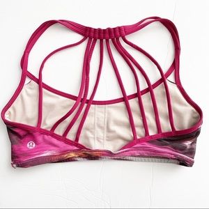 Lululemon Lighten Up Bra Strappy Berry Rumble Sz 6
